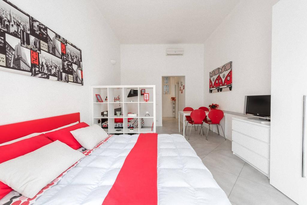 A Due Passi Dal Centro - Bari Policlinico Apartment Bagian luar foto